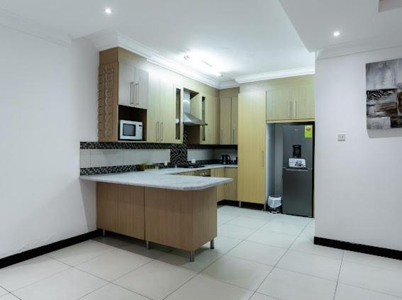 Unit 5, Capella Place Apartment Accra Luaran gambar